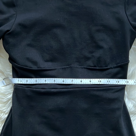 Susana Monaco Open Back Sexy Little Black Short Sleeve Stretch Mini Dress M 6 8 - Picture 7 of 12